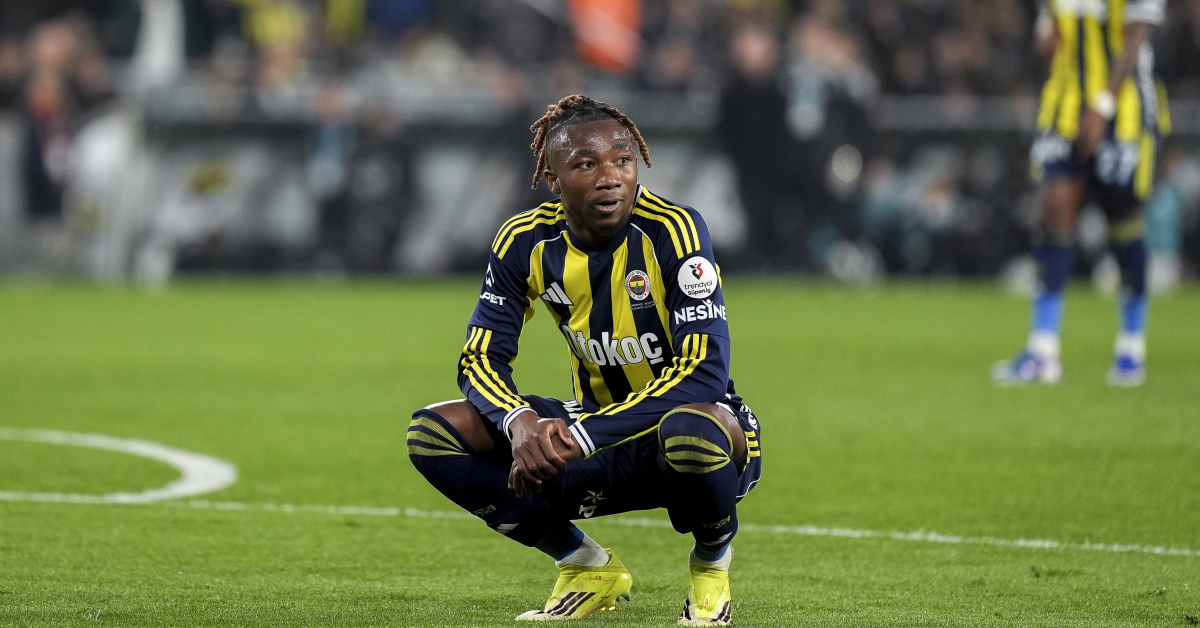 Fenerbahçe Nene ameliyat mı? Sakatlığı ciddi olabilir