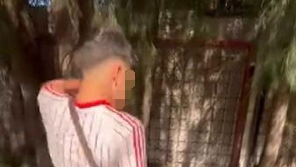 Yaşlı adamı tekmeleyenler tutuklandı