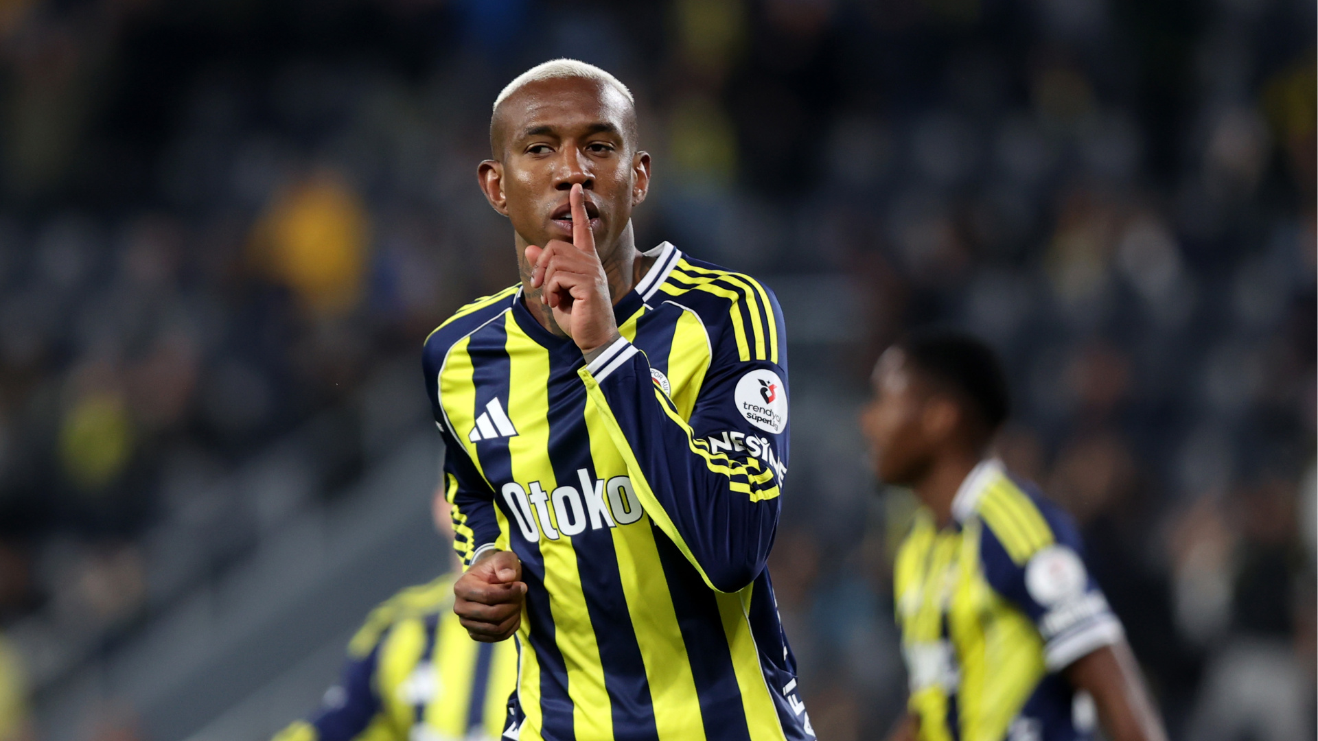 Fenerbahçe, Başakşehir'i 3-1 Mağlup Etti