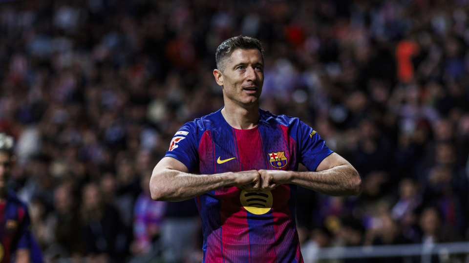 Lider Barcelona, 5 dakikada üç puanı kaptı!