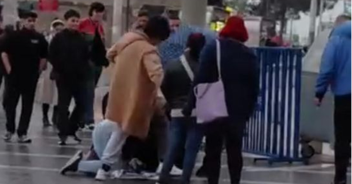 Bursa'daengelli vatandaşına saldırı | Kamerada tespit