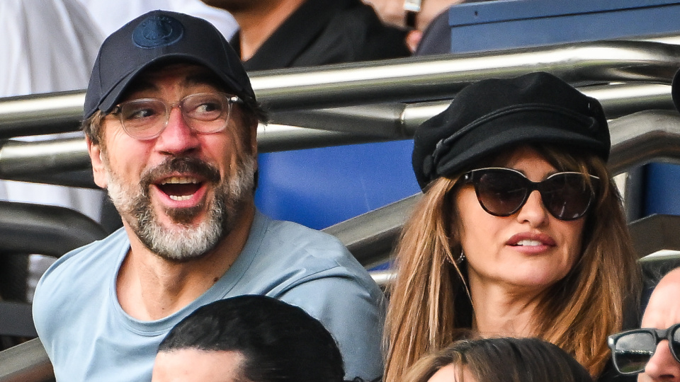 Hollywood çifti futbol maçında