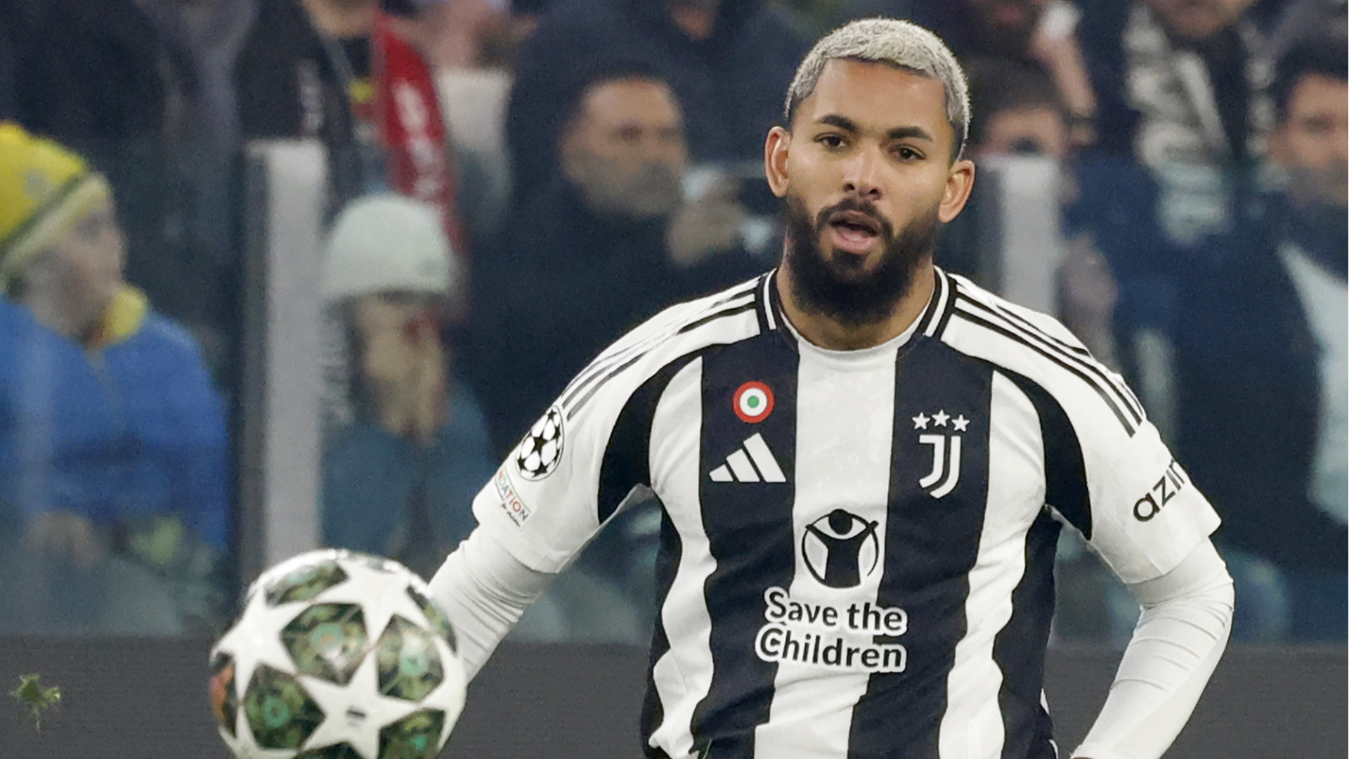 Galatasaray, Juventus'tan Douglas Luiz'le ilgileniyor