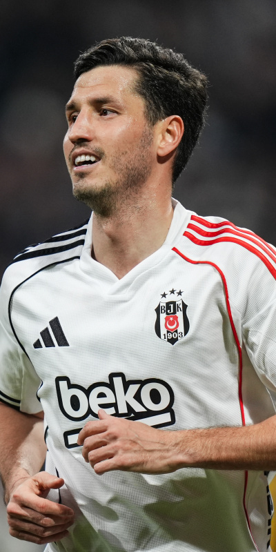 Salih Uçan beğeni topladı!