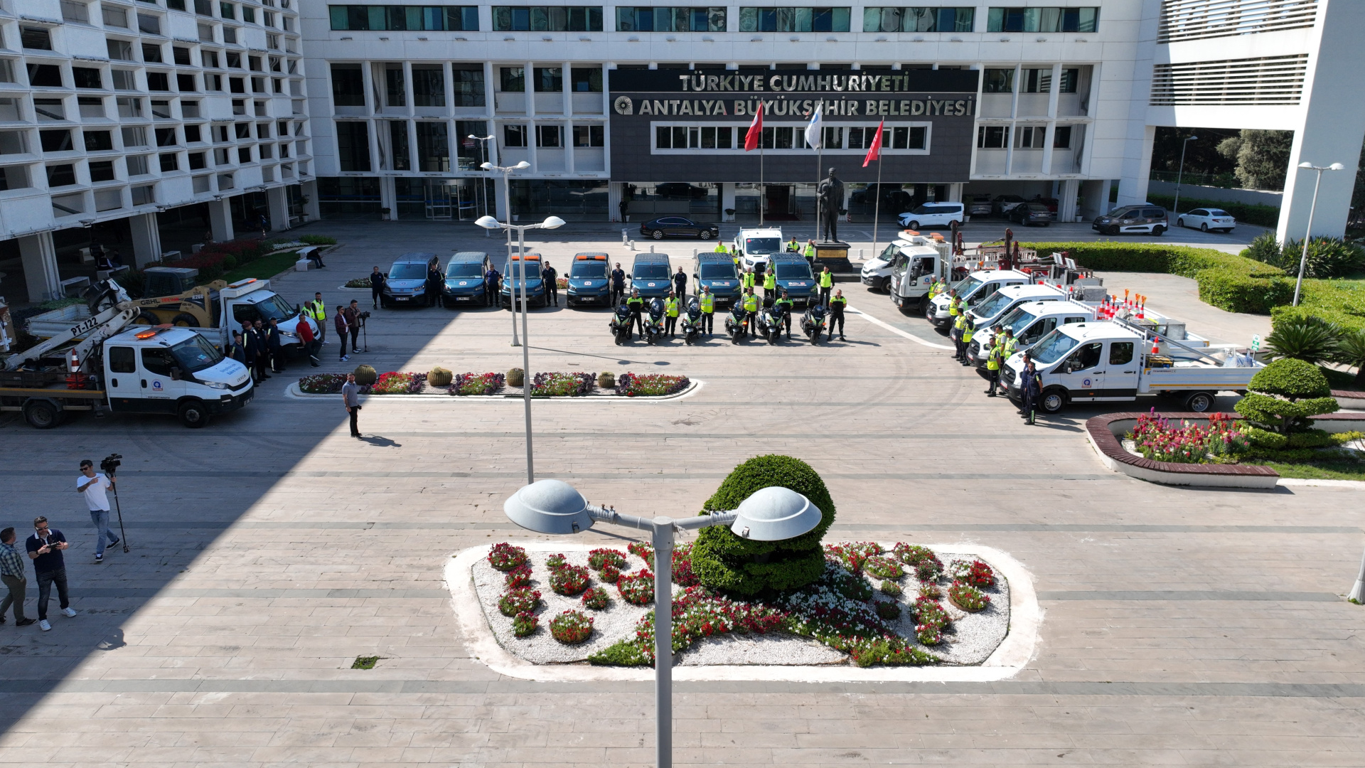 Antalya Büyükşehir Belediyesi soruşturmasında 14 tutuklama