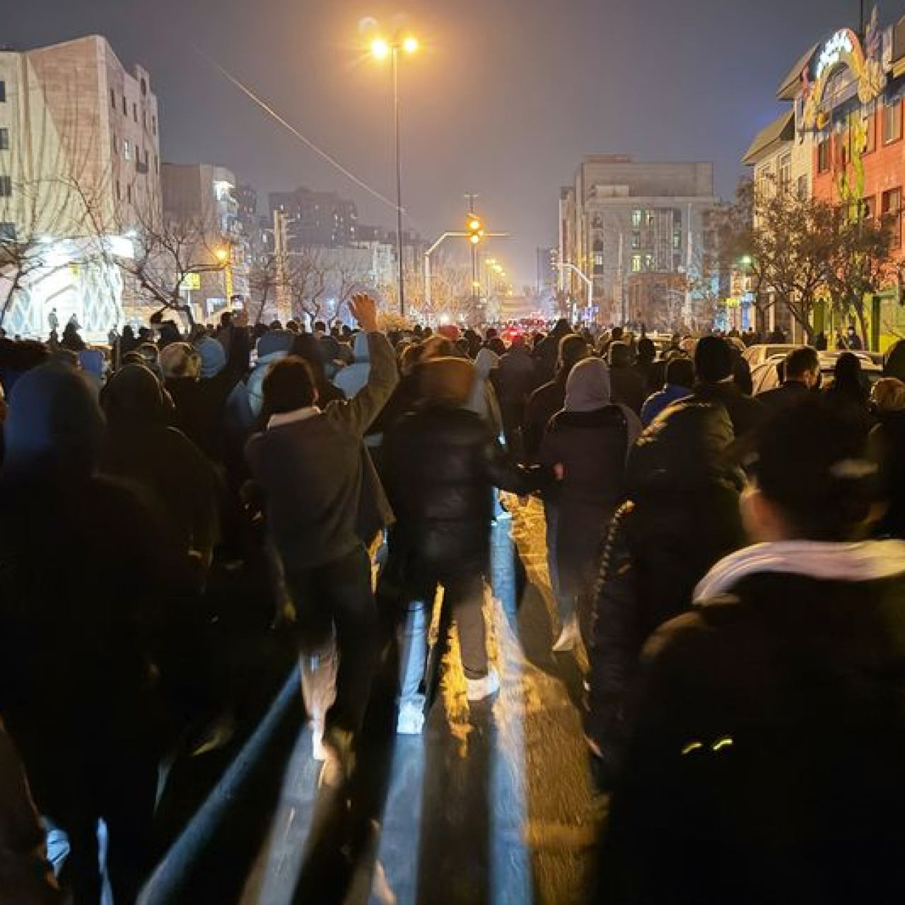 İran'da 3 kişi idam edildi