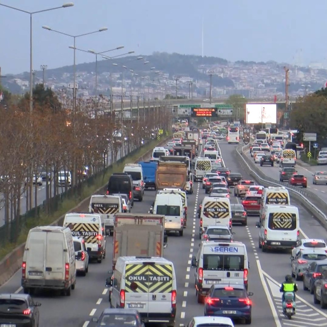 Anadolu Yakası'nda trafik felç!