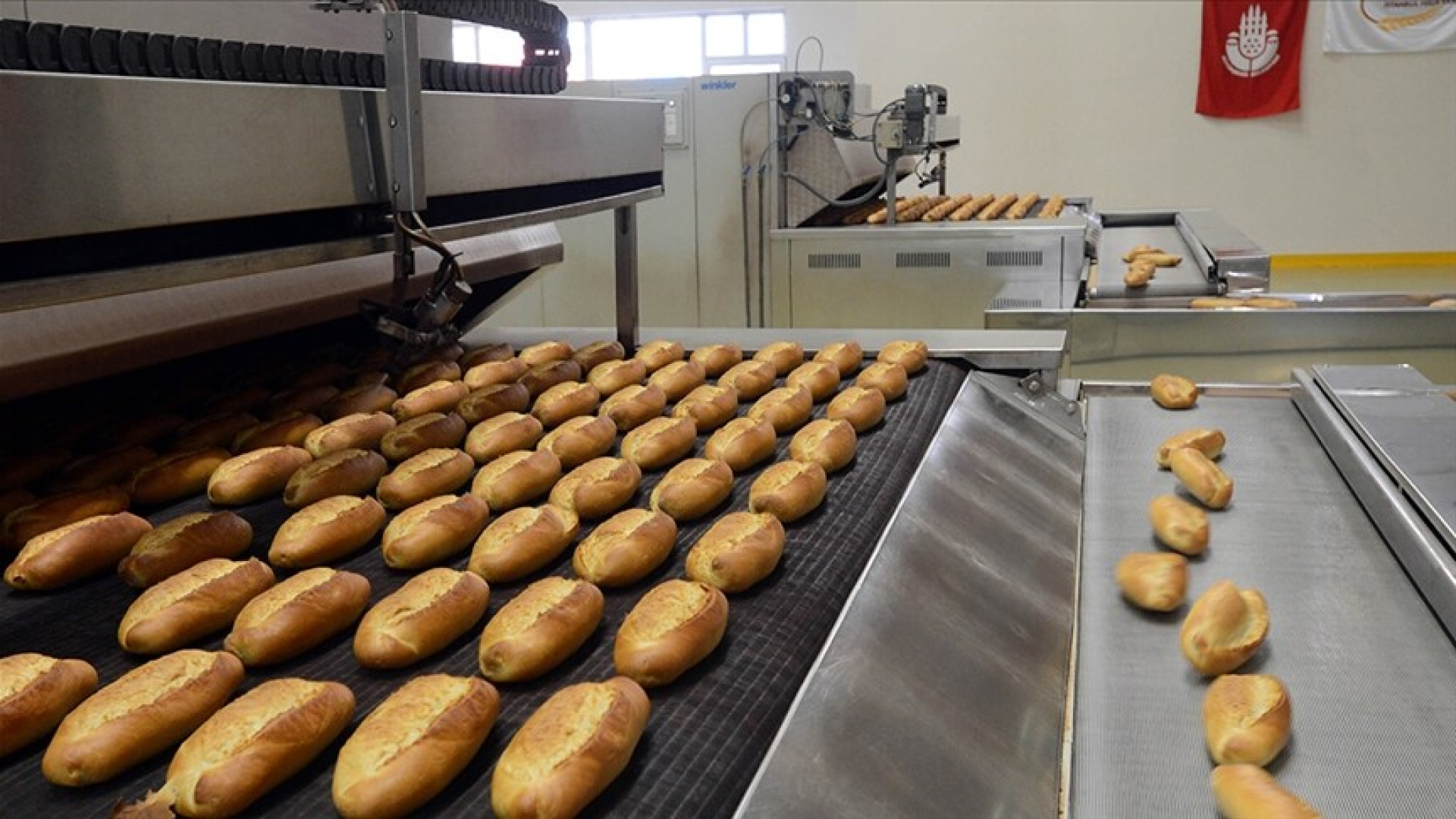 İBB Halk Ekmek'e yüzde 25 zam yaptı: Ekmek 12,5 TL oldu