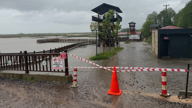 Efteni Gölü Kuş Cenneti Tabiat Parkı kapatıldı