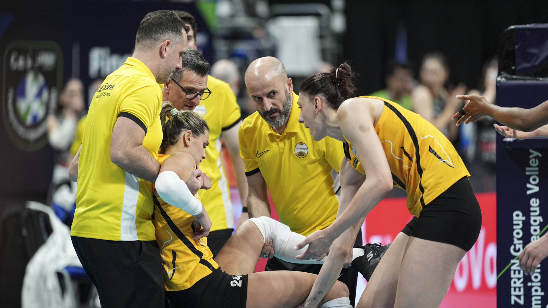 VakıfBank'a Katarina Dangubic'ten kötü haber: Sol diz çapraz bağı yaralandı