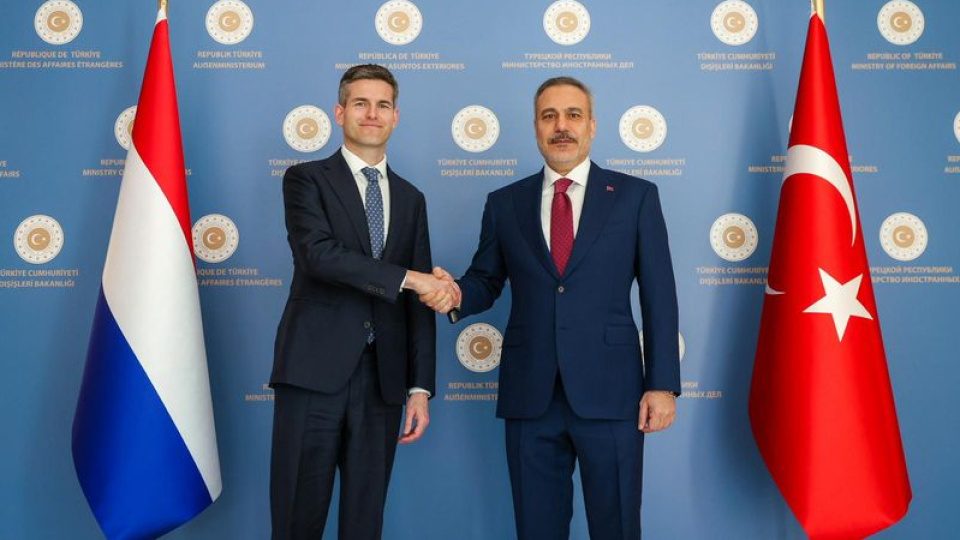 Bakan Fidan, Hollandalı mevkidaşı ile görüştü
