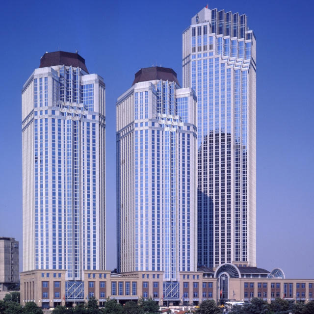 İş Bankası'ndan 20,4 milyar TL net kâr