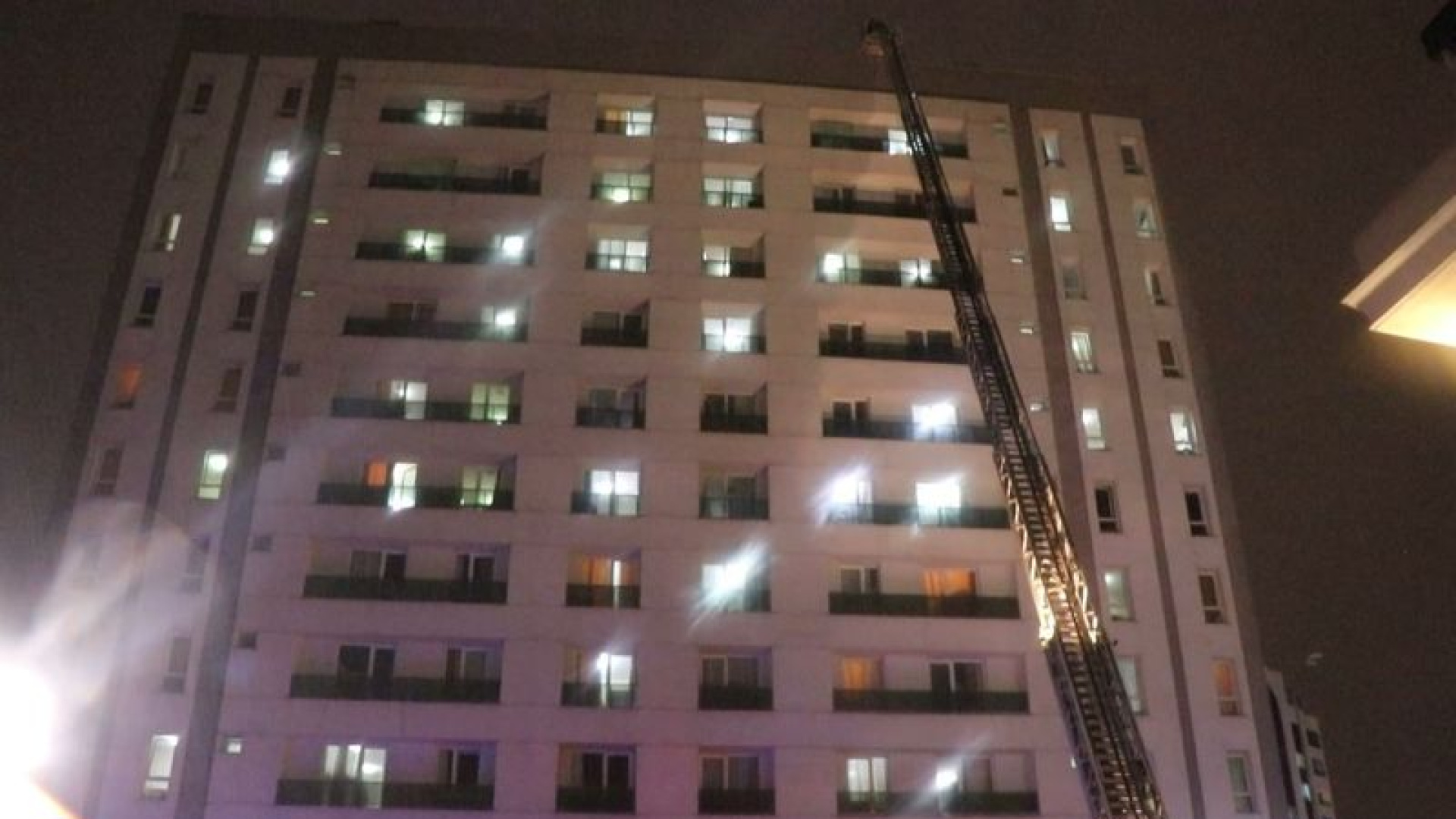 Kayseri'de kız öğrenci yurdunda yangın paniği | Son dakika haberleri
