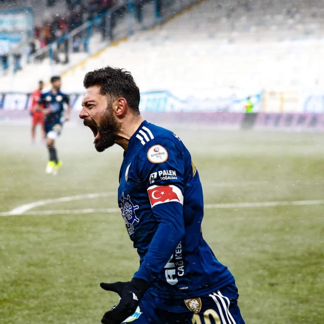 Eren Tozlu, kariyer sezonunu yaşadı!