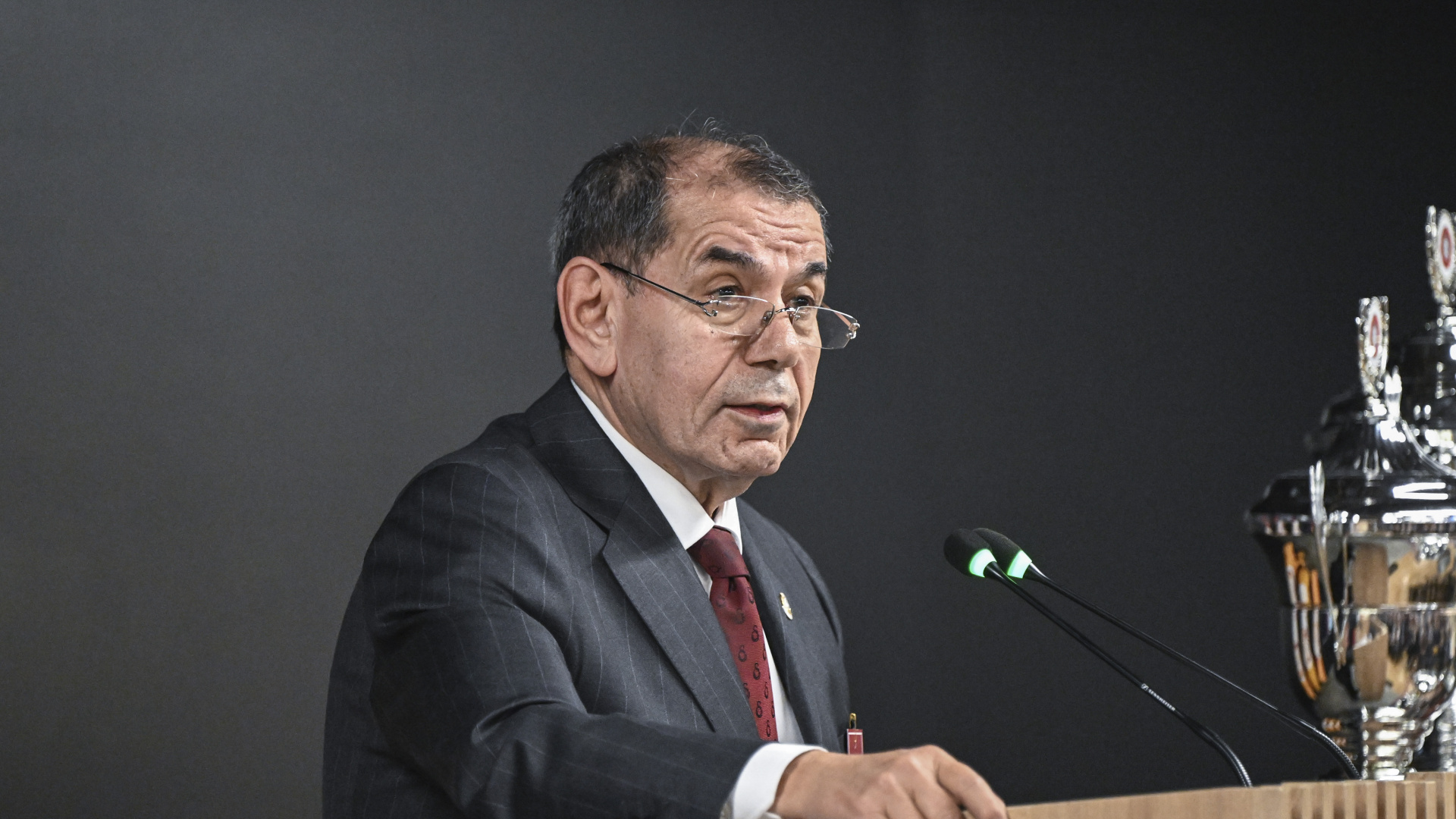 Dursun Özbek, Galatasaray tarihinde en uzun süre görev yapan ikinci başkan olmaya hazırlanıyor