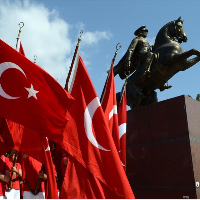 19 Mayıs resmi tatil mi?