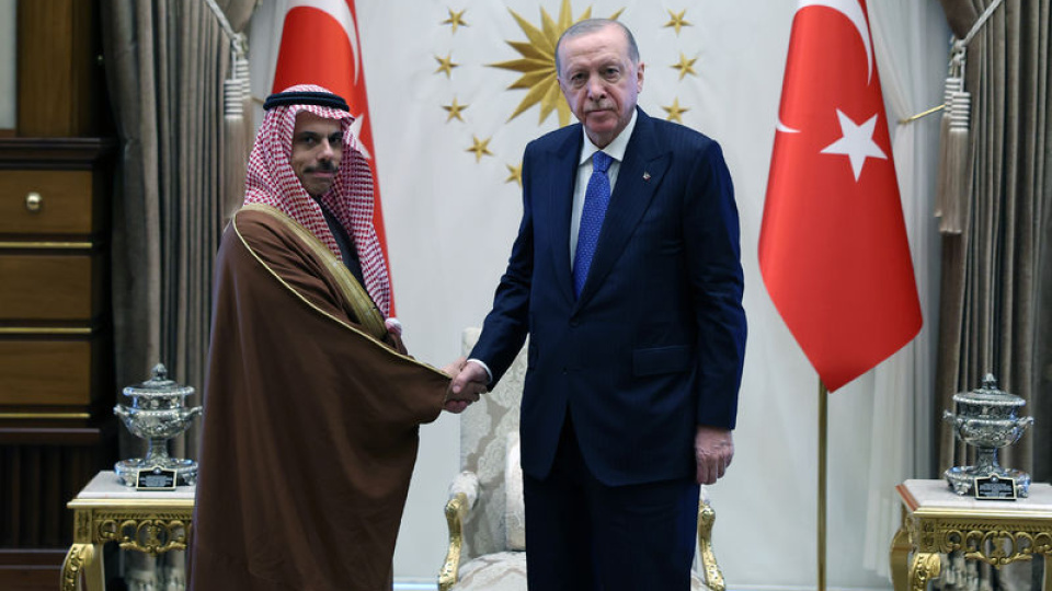Cumhurbaşkanı Erdoğan, Faysal bin Ferhan'ı kabul etti
