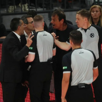 Ergin Ataman çılgına döndü!