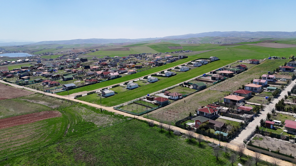 "Hedef domates eken vatandaş değil, kaçak havuzlu villa"