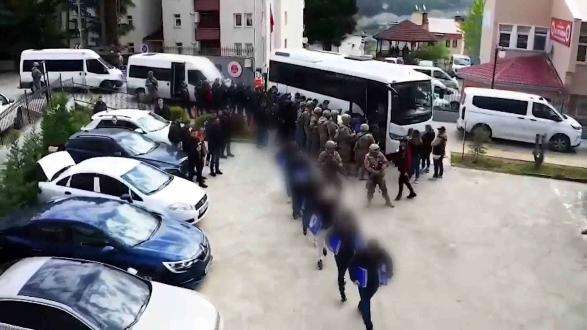 Artvin merkezli 22 ilde organize suç örgütlerine operasyon: 23 tutuklama