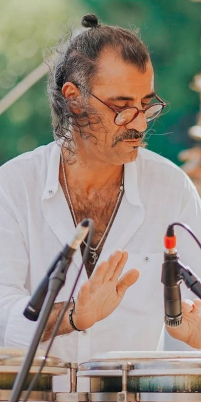 Evinde ölü bulundu