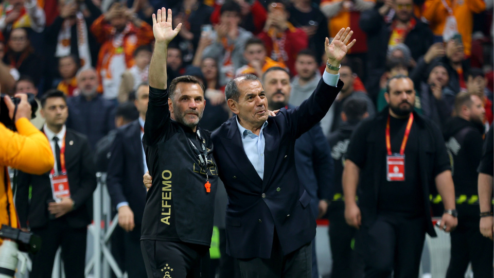 Okan Buruk'a yeni sözleşme!
