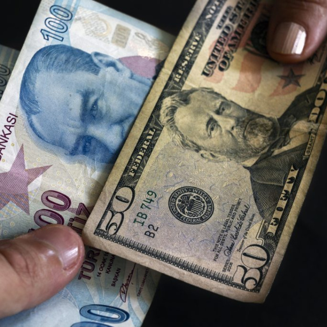 KKM 1.4 milyar liraya geriledi