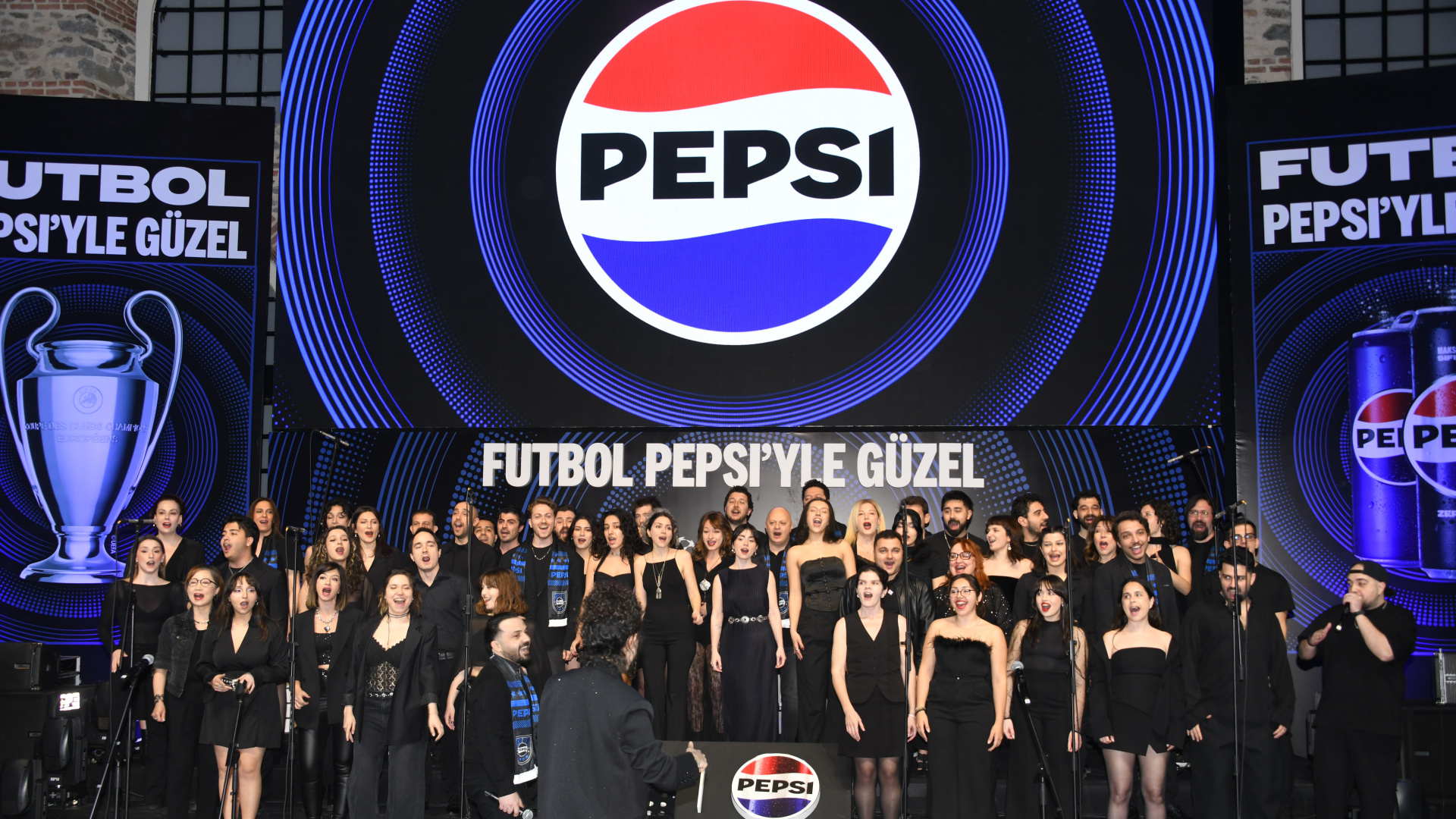 UEFA Şampiyonlar Ligi Yarı Finali İstanbul'da Unutulmaz Bir Geceyle İzlendi