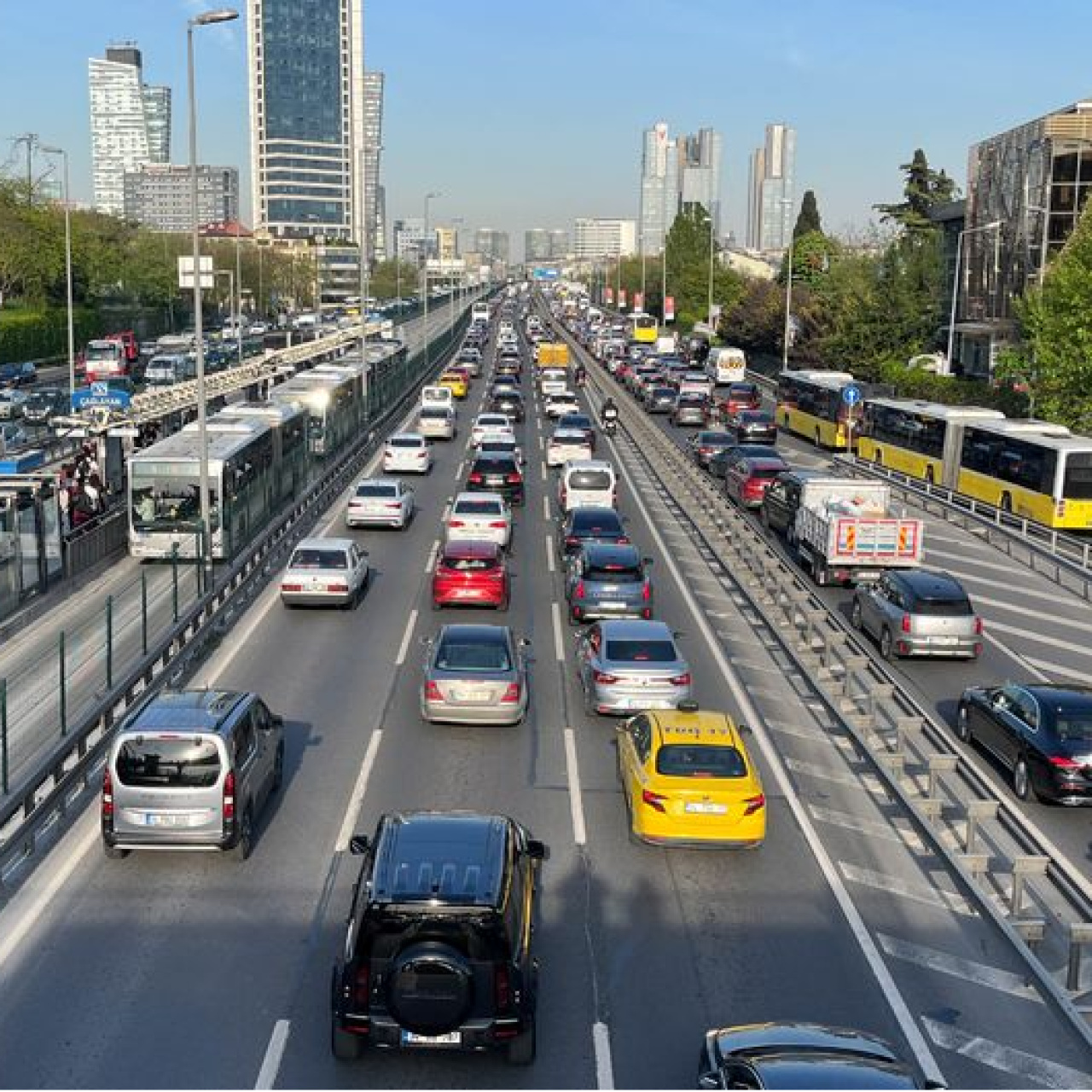 İstanbul'da trafik yüzde 78'i buldu