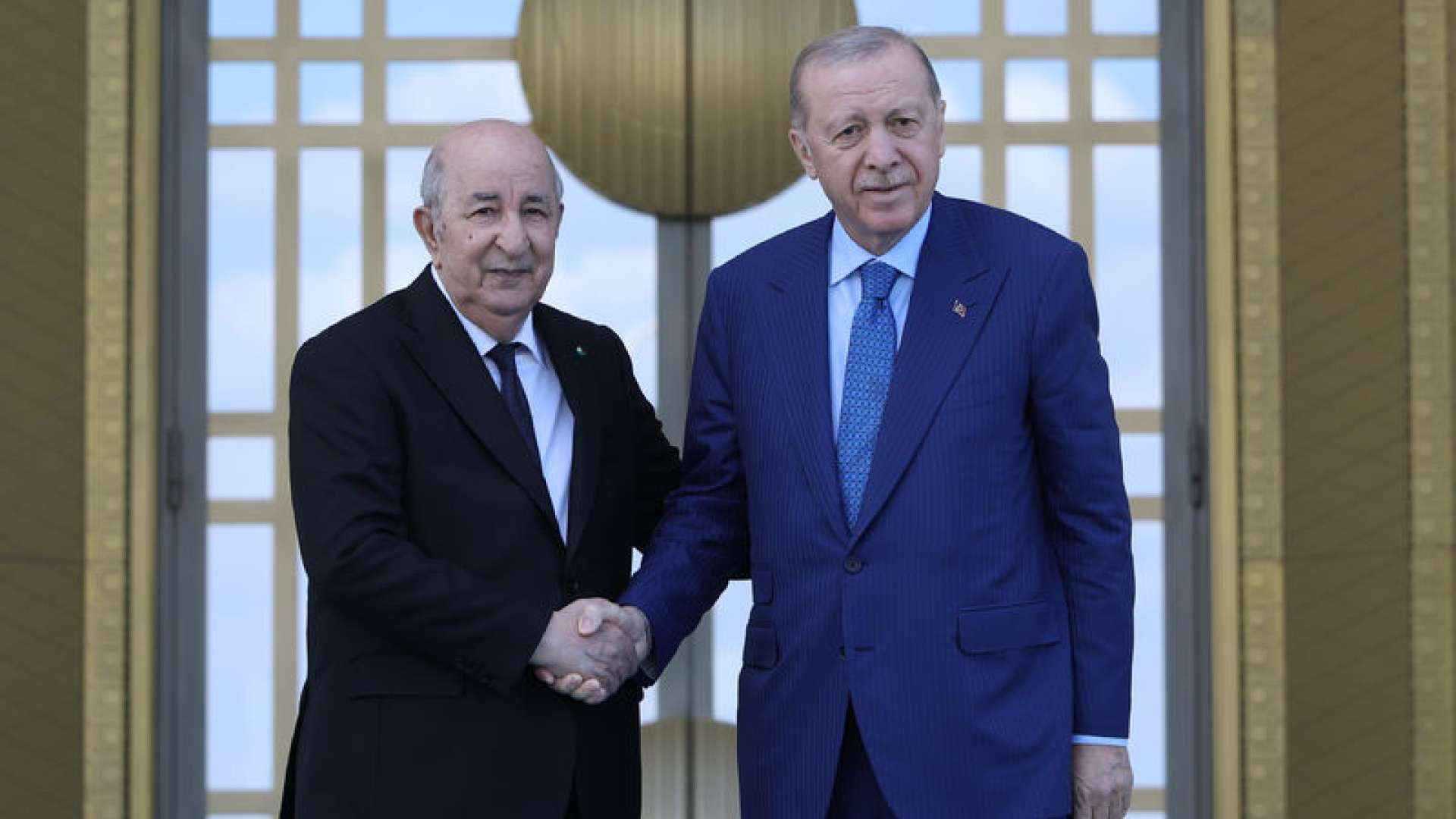 Cumhurbaşkanı Erdoğan, Abdülmecid Tebbun'la bir araya geldi | Dış Haberler