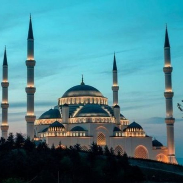 Cuma namazı saatleri