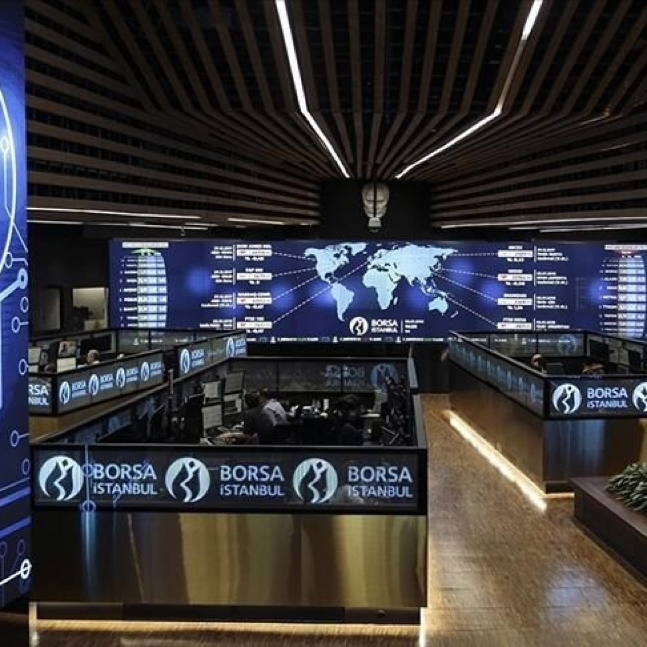 Borsa günü rekor seviyeden tamamladı