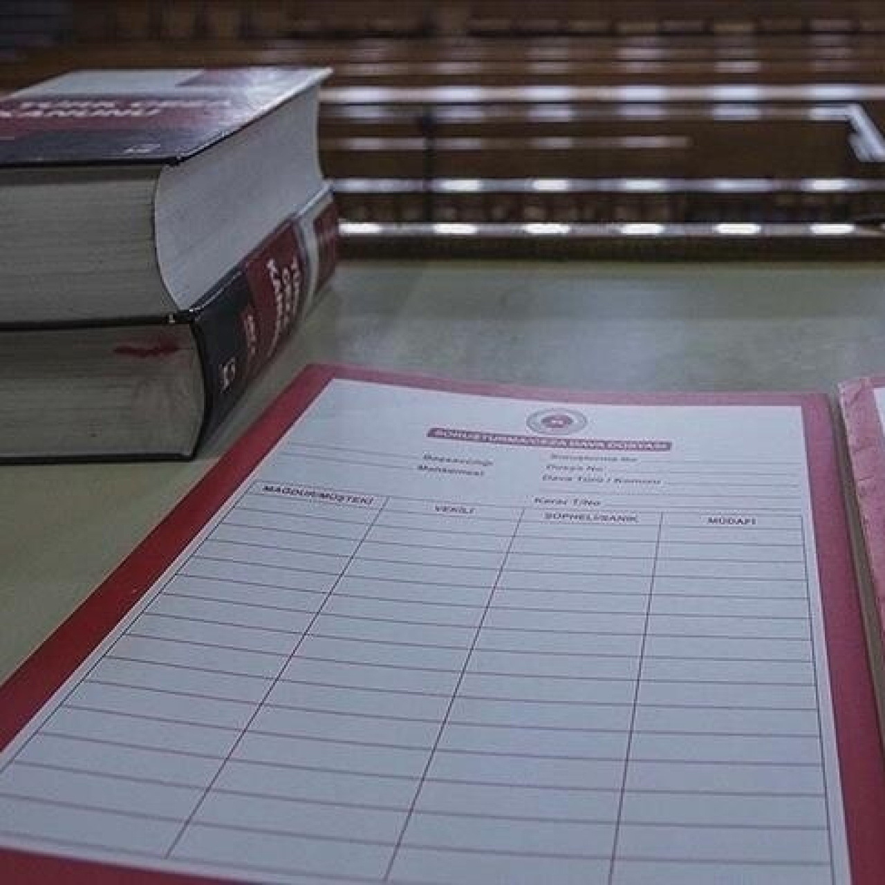 "Sürekli sigara içiyor" dedi mahkemeye başvurdu! Sürpriz karar