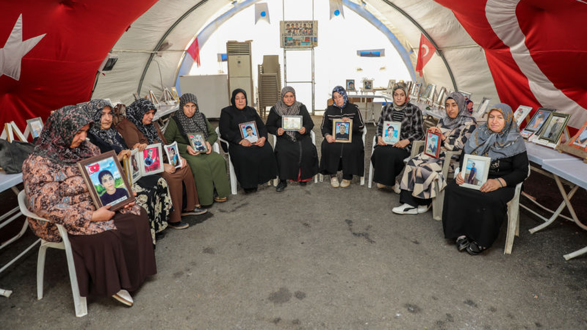Anneler Günü'nde müjdeli haberi bekliyorlar | Son dakika haberleri