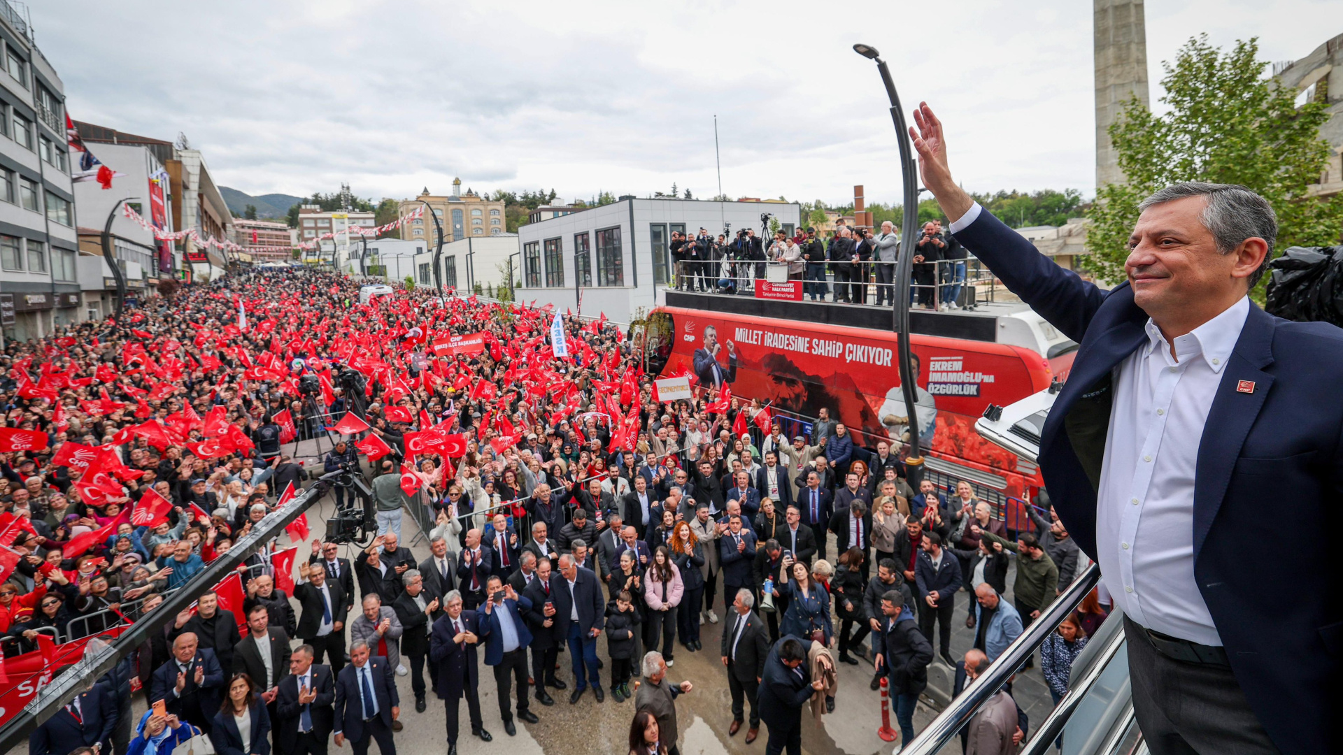 SON DAKİKA: CHP Genel Başkanı Özgür Özel Rize'de açıklamalarda bulunuyor | Rize haberleri | Son dakika haberleri