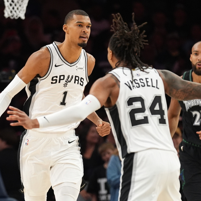 San Antonio Spurs seride 2-1 öne geçti!