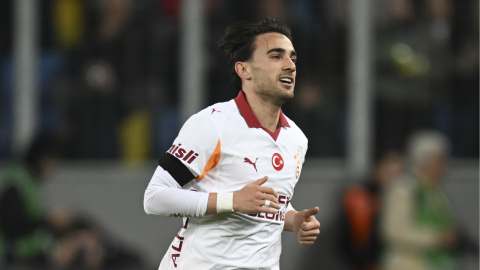 Yunus Akgün, 100. lig maçına çıktı!