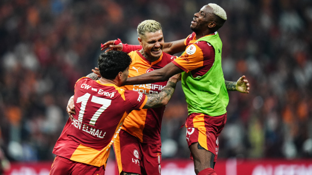 G.Saraylı oyuncuların şampiyonluk coşkusu!