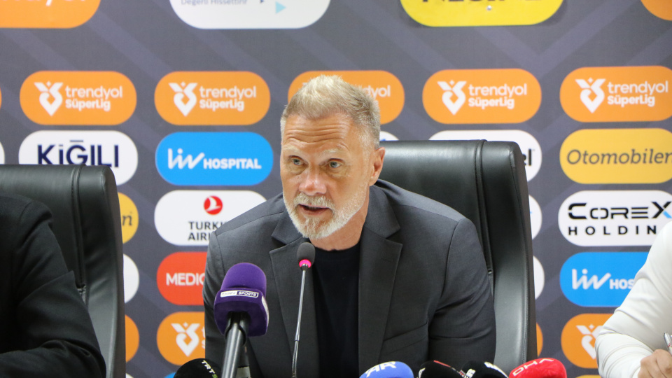 Thorsten Fink'ten hakem tepkisi!