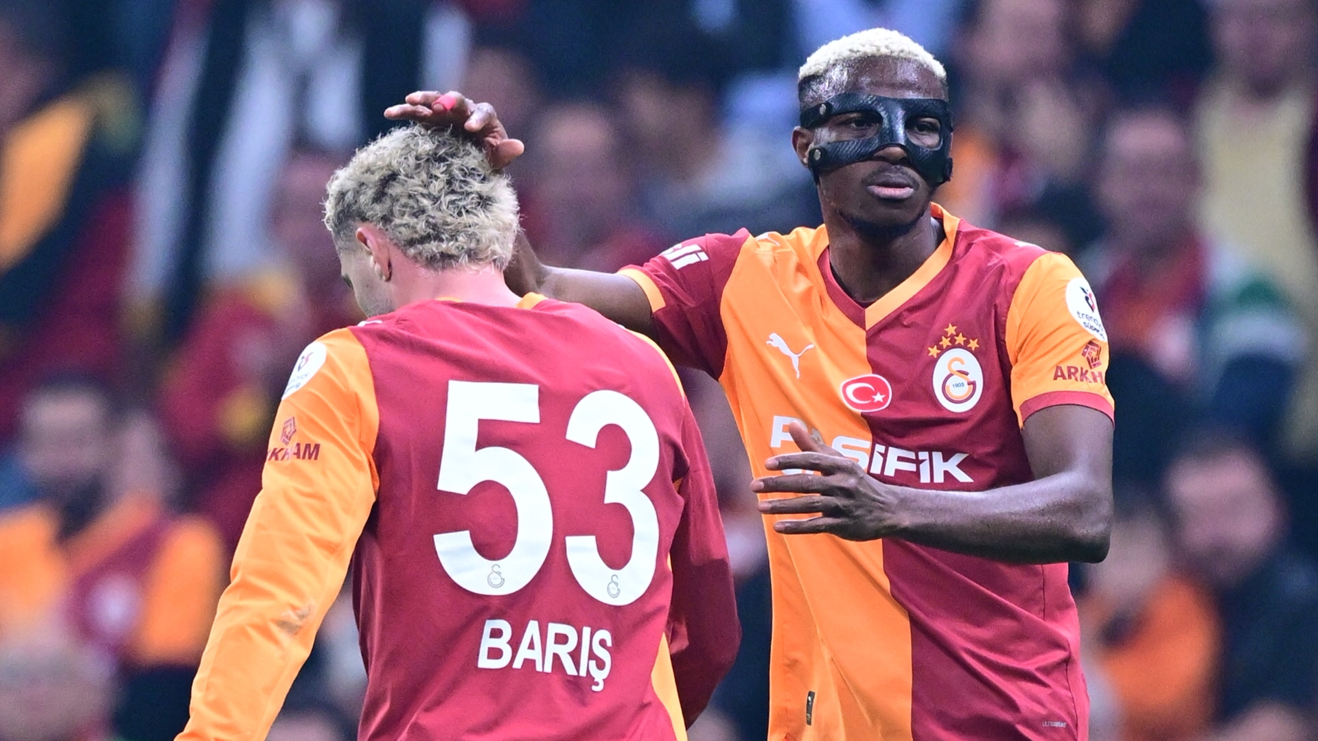 Victor Osimhen: Barış Alper Yılmaz Afrikalı gibi oynuyor!