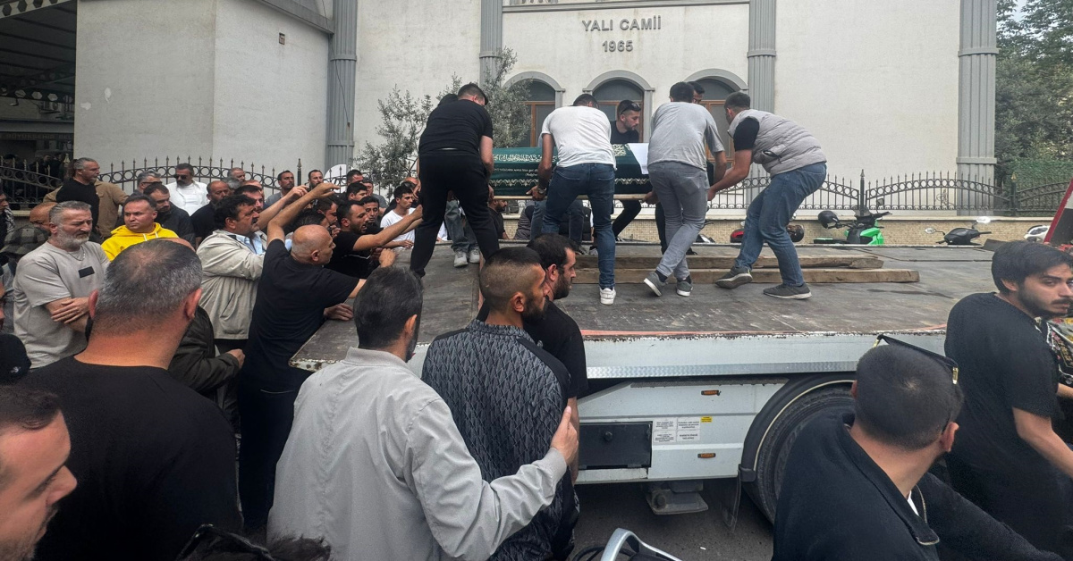 Balıkesir Erdek'de Yüksek Sesli Müzik Cinsiyetinde Cinayet