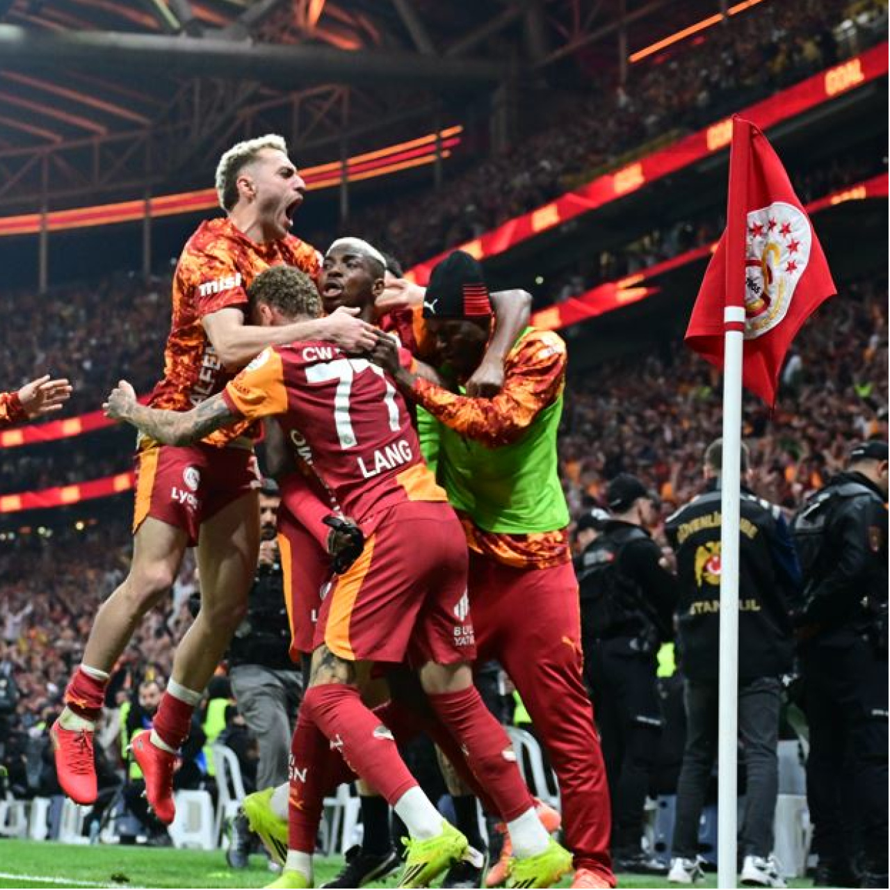 G.Saray'ın şampiyonluğu Avrupa basınında!