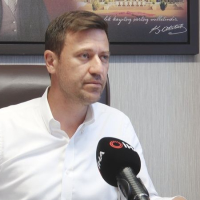 AK Partili vekilden Anneler Günü paylaşımı