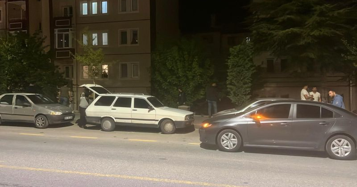 Nevşehir'de Sağlık Ekibi Balkona Kilitlendi