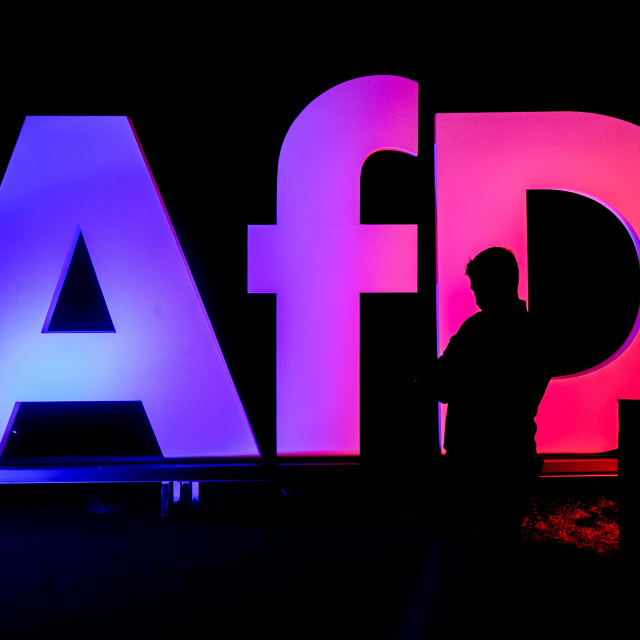 Almanya'da bir ilk: Anketlerde AfD ilk sırada