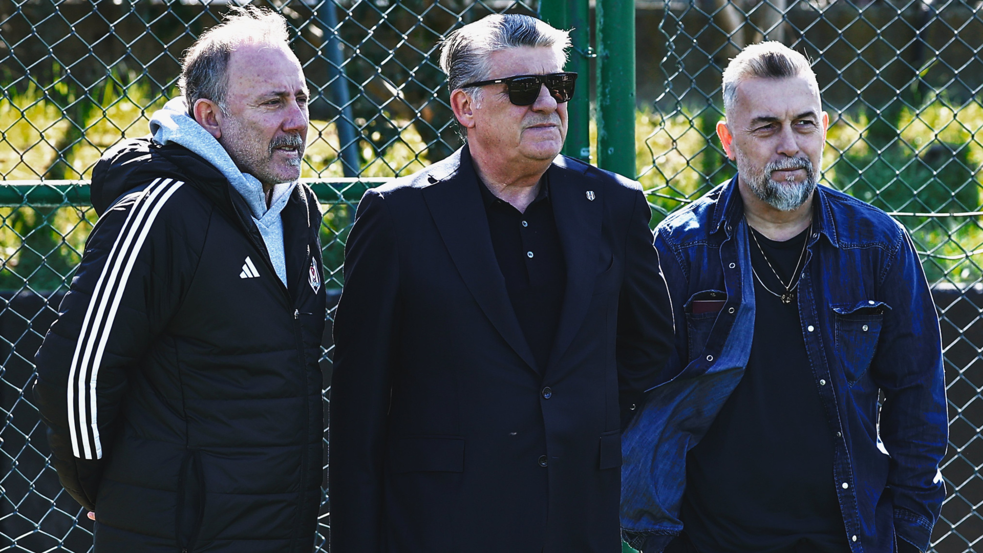 Beşiktaş'ta kritik toplantı! İstikrar mı, sil baştan mı?