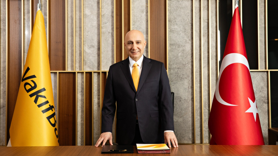 Vakıfbank'tan 1,3 milyar dolarlık finansman anlaşması