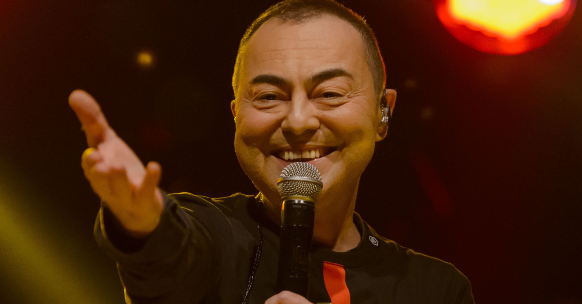 'Saygı1' Serdar Ortaç ile birlikte Ağustos'ta