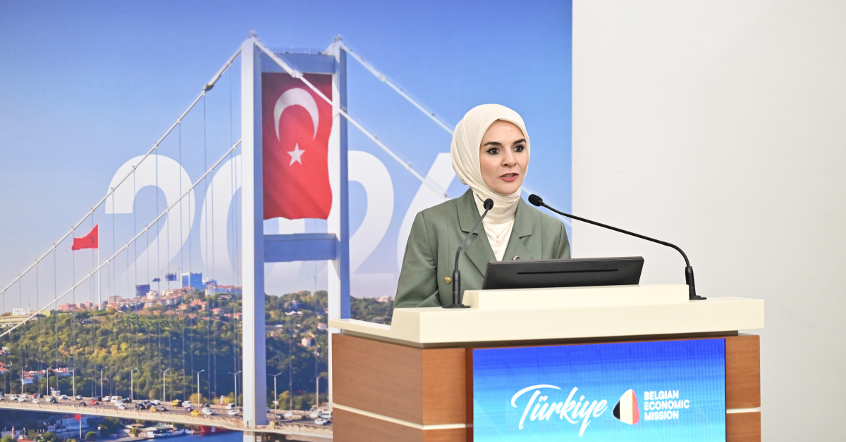 Bakan Göktaş, Kadınların Güçlenmesinde Rolü Konuştu