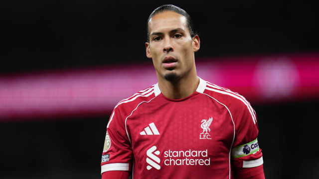 G.Saray'dan Van Dijk bombası!